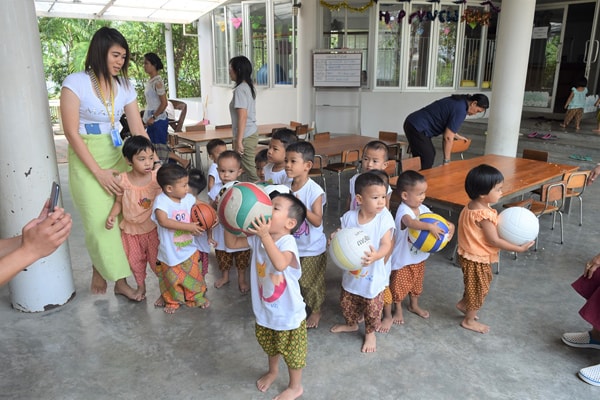 タイの孤児院ムーバンデック