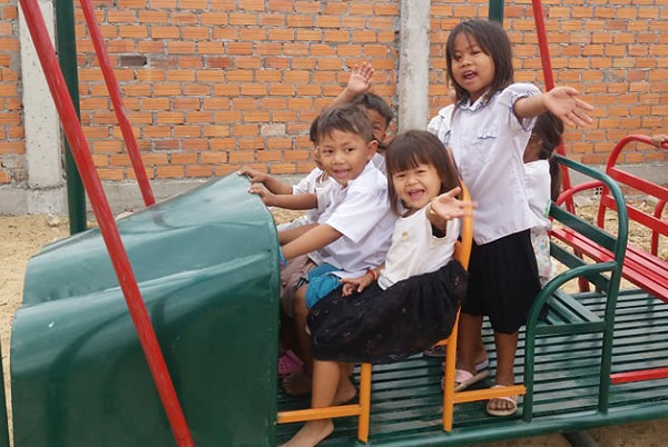 カンボジアCHANG幼稚園の子ども達