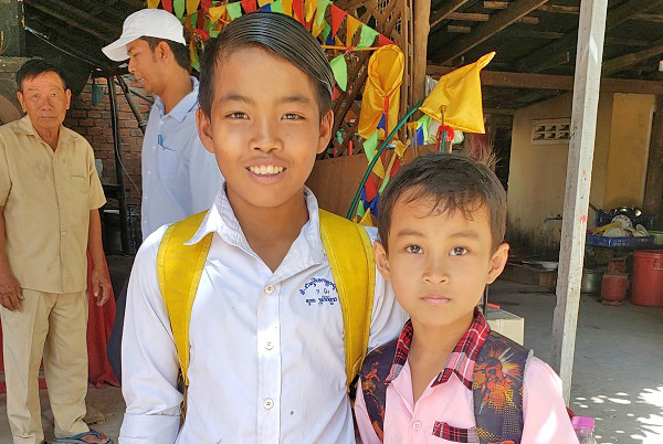 カンボジアCHANG孤児院の男の子たち