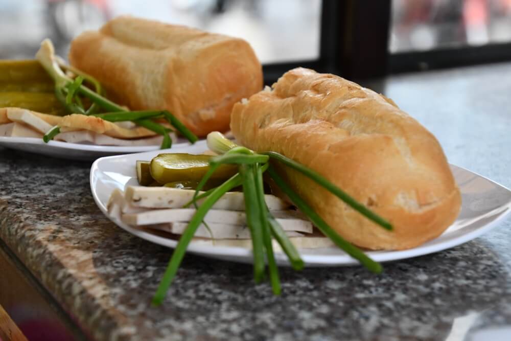 日本では食べられないヌンパン。ぜひ食べに来てくださいね。